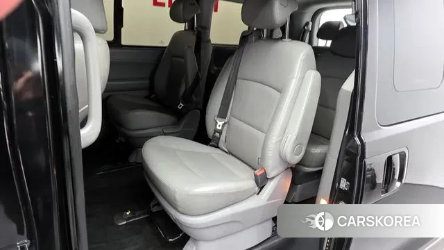 Hyundai The New Grand Starex 2019 Черный из Кореи, фото 3