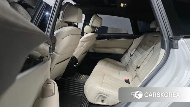 BMW 6 Series GT (G32) 2018 Белый из Кореи, фото 3