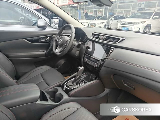 Nissan Qashqai 2024 Белый из Китая, фото 3