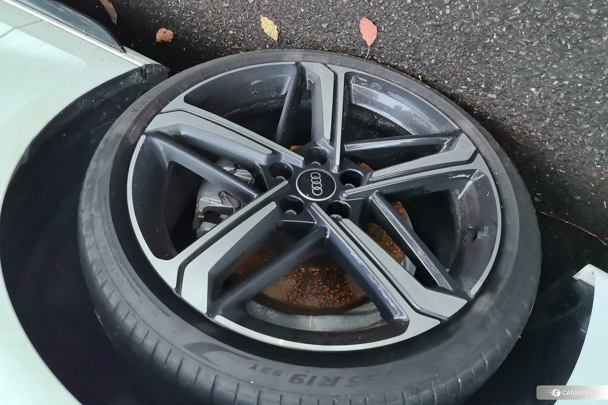 Audi A4L 2023 Белый из Китая, фото 3