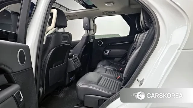 Land Rover Discovery 5 2022 Белый из Кореи, фото 3