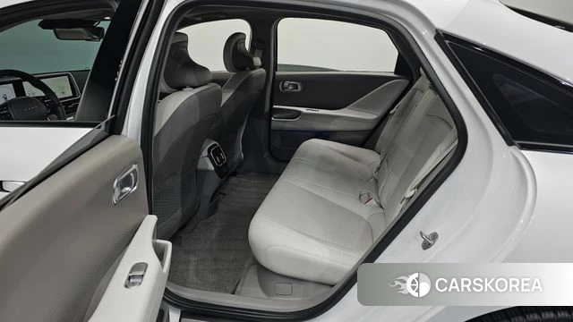 Hyundai Ionic 6 2023 Белый из Кореи, фото 3