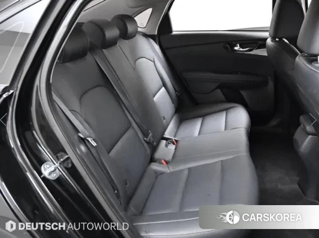 Kia The New K3 2nd generation 2024 Черный из Кореи, фото 3