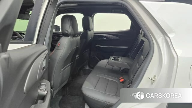 Chevrolet (GM Daewoo) Trailblazer 2022 Белый из Кореи, фото 3