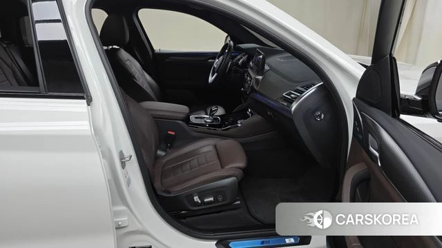 BMW X4 (G02) 2023 Белый из Кореи, фото 3