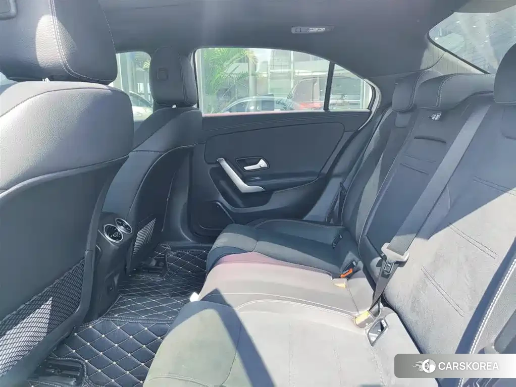 Mercedes-Benz A-Class 2023 Белый из Китая, фото 3