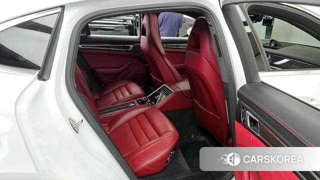 Porsche Panamera (971) 2018 Белый из Кореи, фото 3