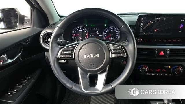 Kia The New K3 2nd generation 2022 Белый из Кореи, фото 3
