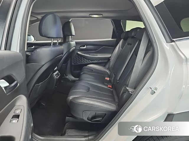 Hyundai The New Santa Fe 2021 Черный из Кореи, фото 3