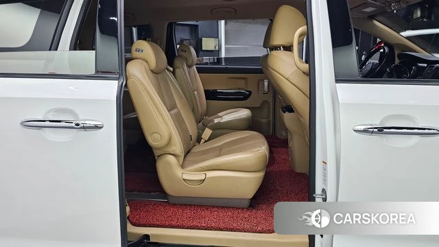 Kia The New Carnival 2018 Белый из Кореи, фото 3
