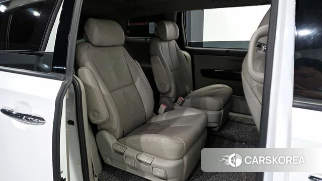 Kia The New Carnival 2018 Белый из Кореи, фото 3