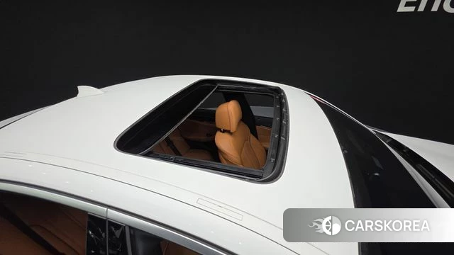 BMW 5 Series (G30) 2021 Белый из Кореи, фото 3