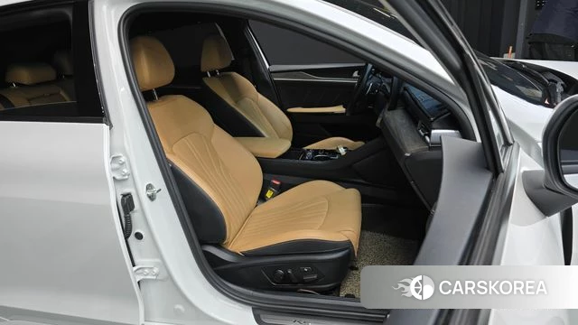 Kia K5 3rd generation 2020 Белый из Кореи, фото 3