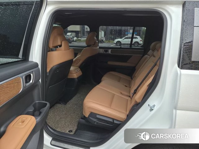 Hyundai Santa Fe (MX5) 2023 Белый из Кореи, фото 3