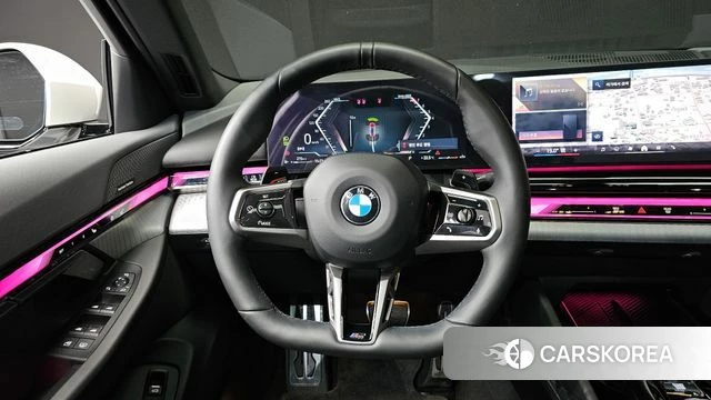 BMW 5 Series (G60) 2024 Белый из Кореи, фото 3