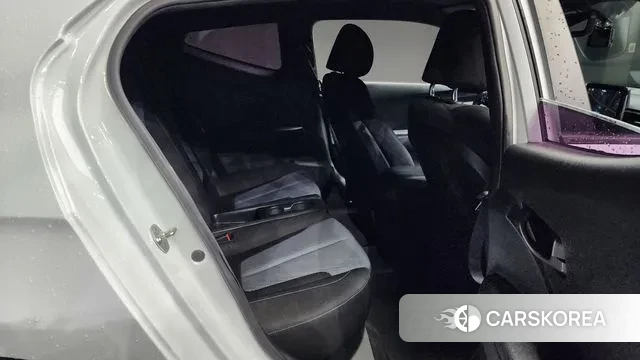 Hyundai Veloster (JS) 2018 Белый из Кореи, фото 3