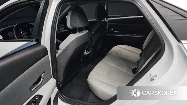 Hyundai Avante (CN7) 2021 Белый из Кореи, фото 3