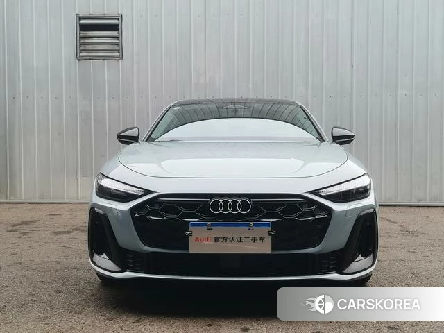 Audi A5L 2025 Серебристо-серый из Китая, фото 3