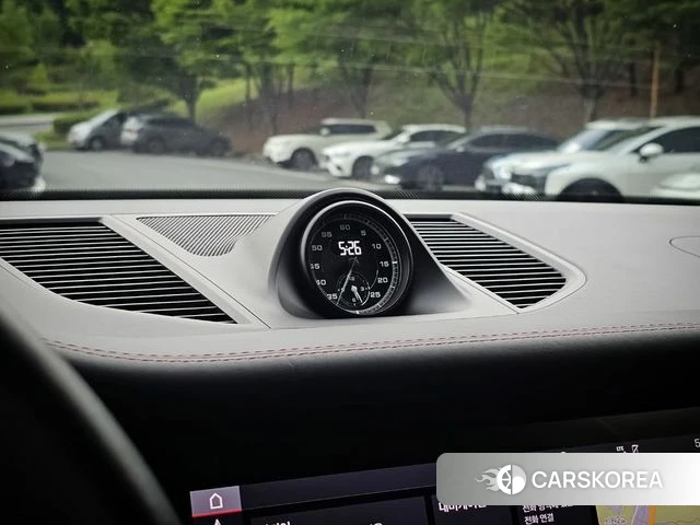 Porsche Macan 2022 Черный из Кореи, фото 3