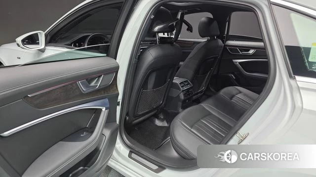 Audi A6 (C8) 2021 Белый из Кореи, фото 3