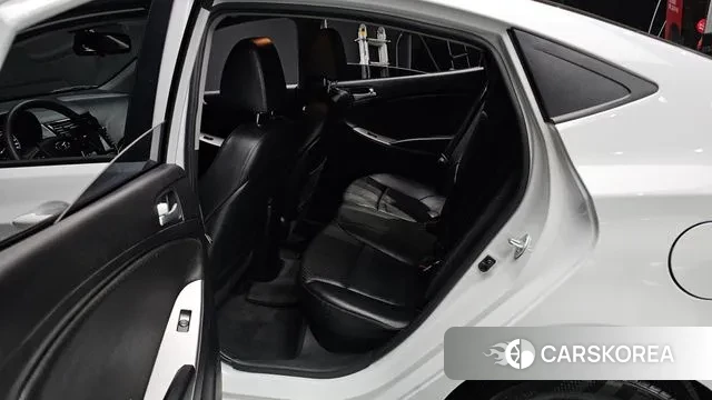 Hyundai Accent (New type) 2018 Белый из Кореи, фото 3