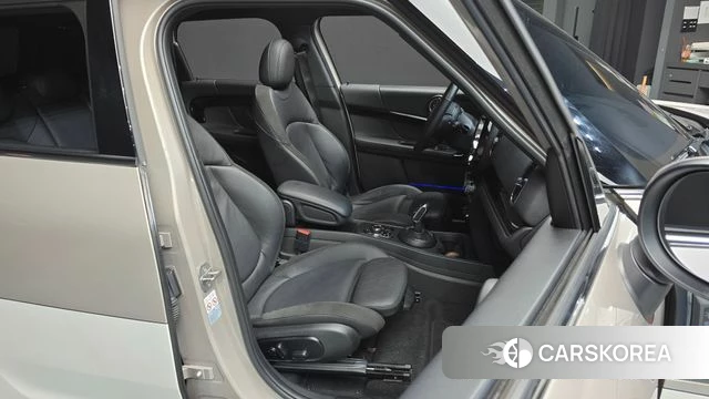 Mini Cooper Countryman 2024 Песочный из Кореи, фото 3