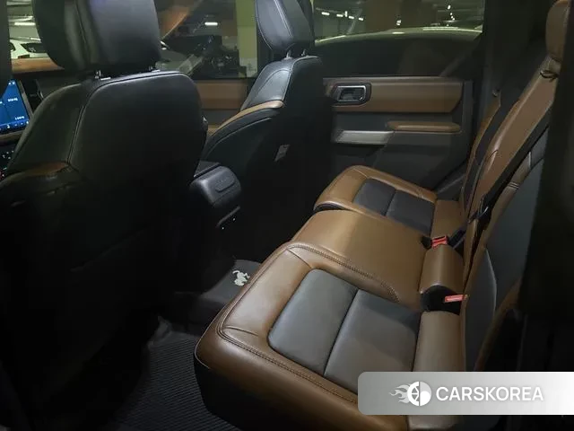 Ford Bronco 6th Generation 2023 Черный из Кореи, фото 3