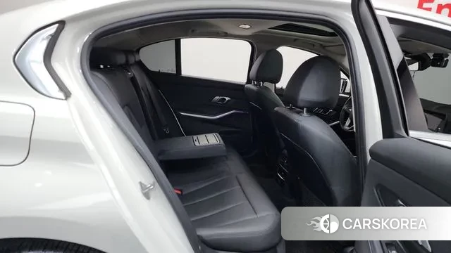 BMW 3 Series (G20) 2021 Белый из Кореи, фото 3