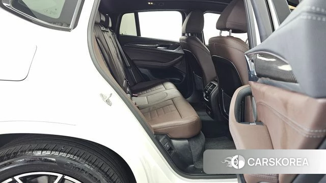 BMW X4 (G02) 2024 Белый из Кореи, фото 3