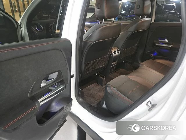 Mercedes-Benz GLA - Class H247 2021 Белый из Кореи, фото 3
