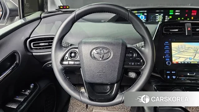 Toyota Prius 4th Generation 2021 Белый из Кореи, фото 3