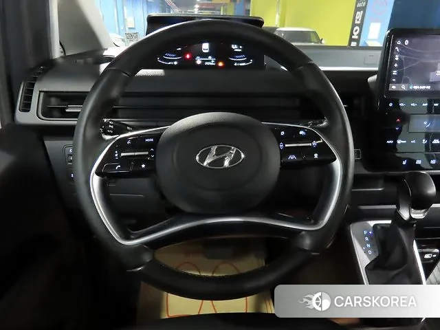 Hyundai Staria 2021 Серебряный из Кореи, фото 3