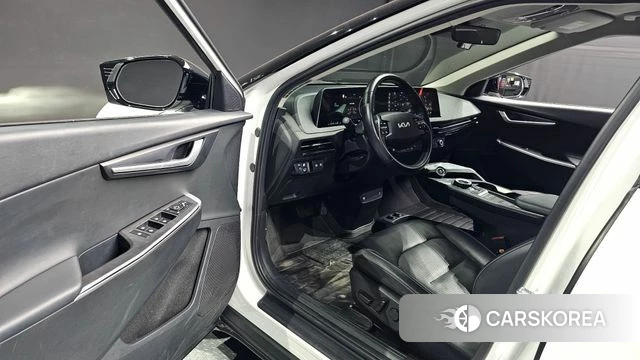 Kia EV6 2021 Белый из Кореи, фото 3