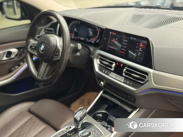 BMW 3 series 2022 Черный из Китая, фото 3