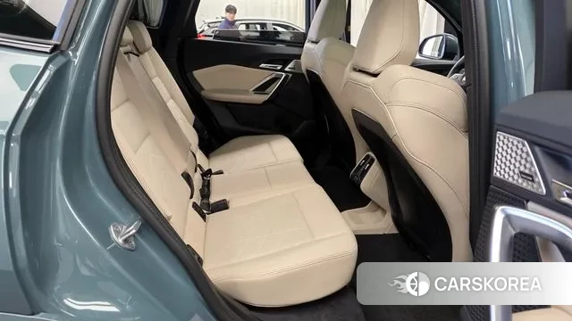 BMW X1 (U11) 2025 Цвет галактики из Кореи, фото 3