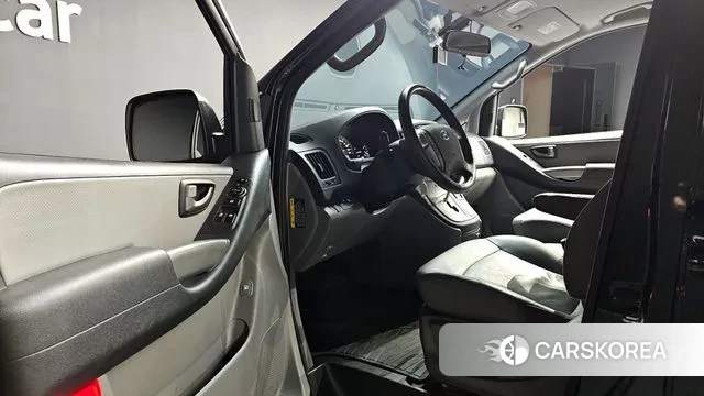 Hyundai The New Grand Starex 2020 Черный из Кореи, фото 3