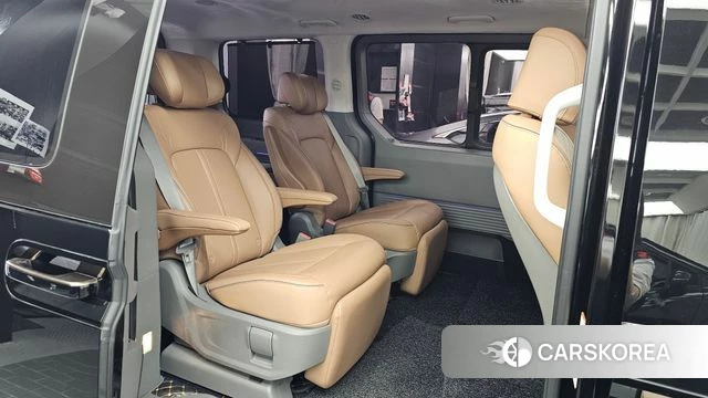 Hyundai Staria 2024 Черный из Кореи, фото 3
