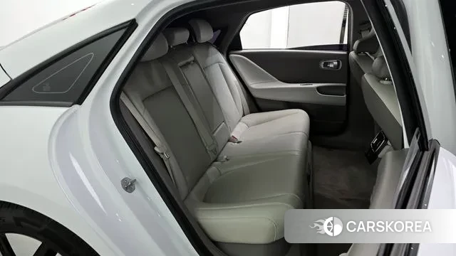 Hyundai Ionic 6 2023 Белый из Кореи, фото 3