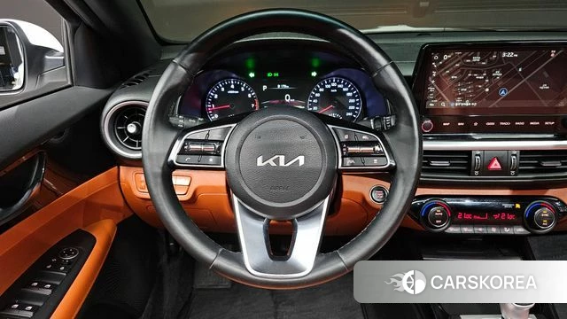 Kia The New K3 2nd generation 2021 Белый из Кореи, фото 3