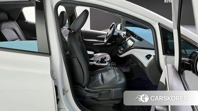 Chevrolet (GM Daewoo) Bolt EV 2019 Белый из Кореи, фото 3