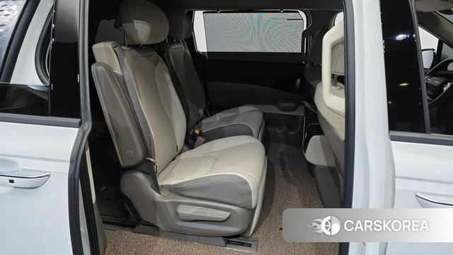 Kia The New Carnival 4th Generation 2025 Белый из Кореи, фото 3
