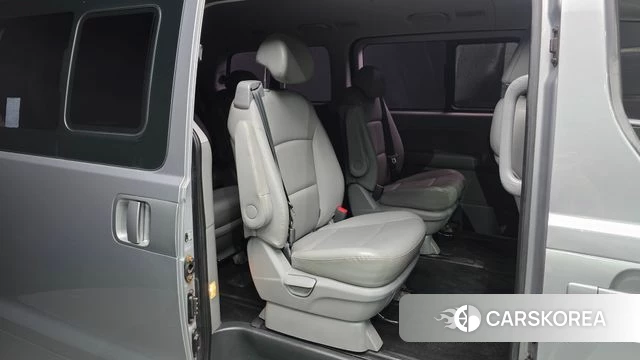 Hyundai The New Grand Starex 2018 Серебряный из Кореи, фото 3