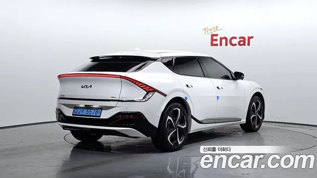 Kia EV6 2022 Белый из Кореи, фото 3