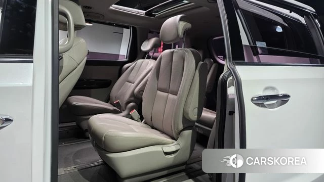 Kia The New Carnival 2018 Белый из Кореи, фото 3