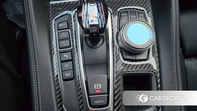 BMW X6 (F16) 2019 Белый из Кореи, фото 3