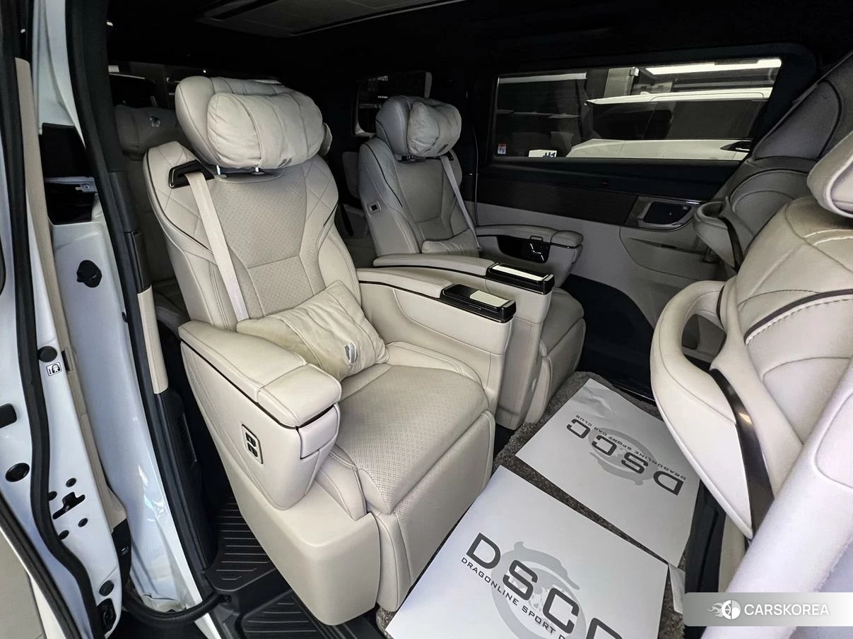 Toyota Elfa 2023 Белый из Китая, фото 3
