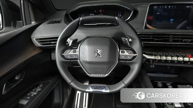 Peugeot 5008 second generation 2024 Белый из Кореи, фото 3