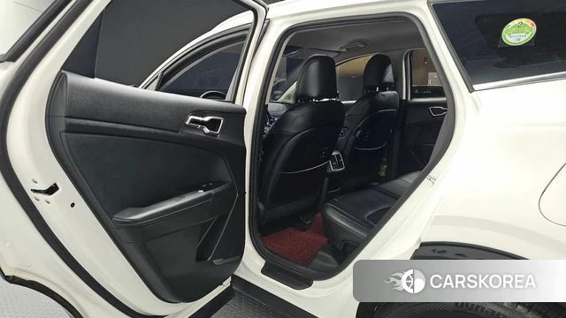 Kia Sportage 5th Generation 2021 Белый из Кореи, фото 3