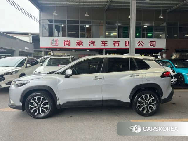 Toyota Fenglanda 2022 Серебристо-серый из Китая, фото 3