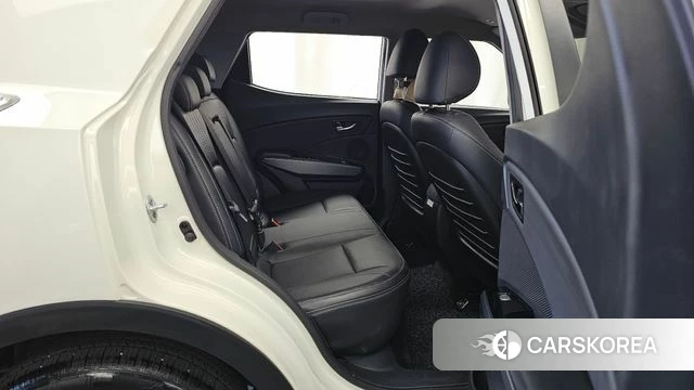 Ssangyong Tivoli Armor 2018 Жемчужный цвет из Кореи, фото 3